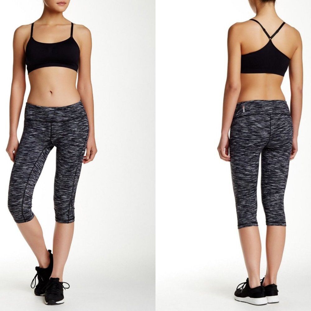 ❤️5/$25 Zella Heather Black LIVE‎ IN Capri Pants Gym Workout Athletic XS
